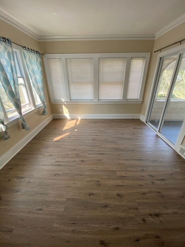 Photo - 1087 E 177th St