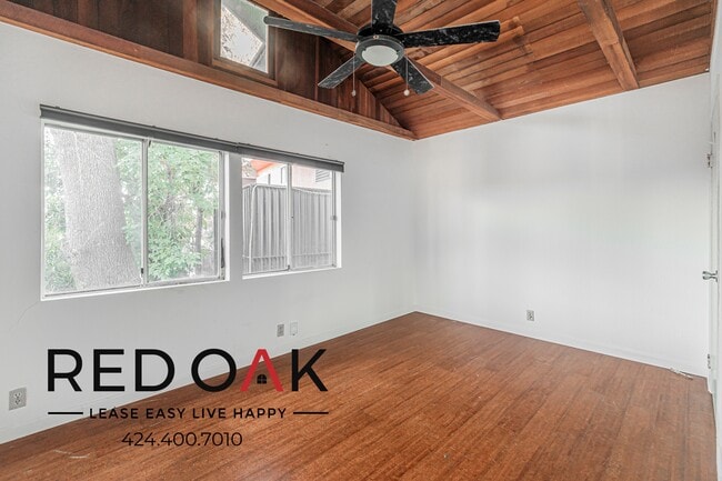 Photo - 476 1/2 Crane Blvd Unit 476 1/2
