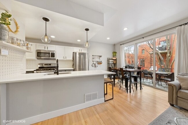 Photo - 1214 S Federal St