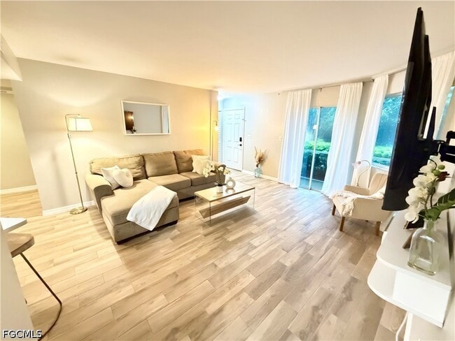 Building Photo - 3100 Seasons Way Unit 116