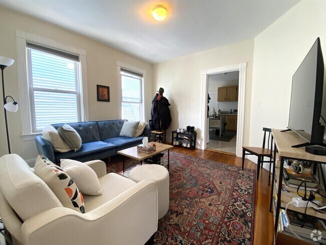 Building Photo - 71 Porter St Unit 2 Rental