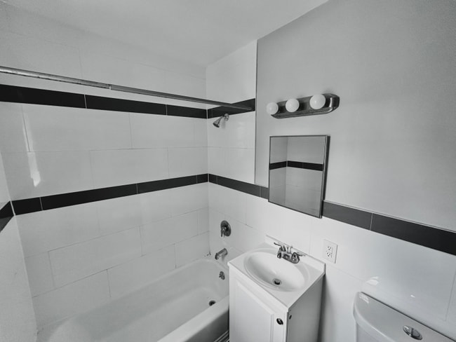Photo - 21 Willoughby St Apartment Unit B7