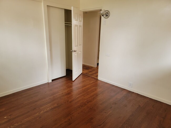 Photo - 3 bd | 1 ba | 1,037 sqft