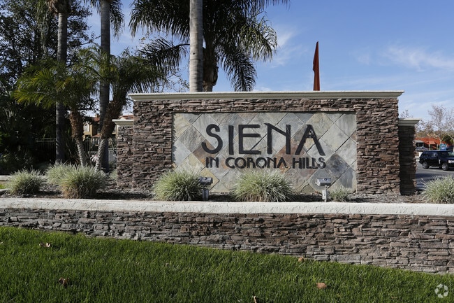 Siena Apartments