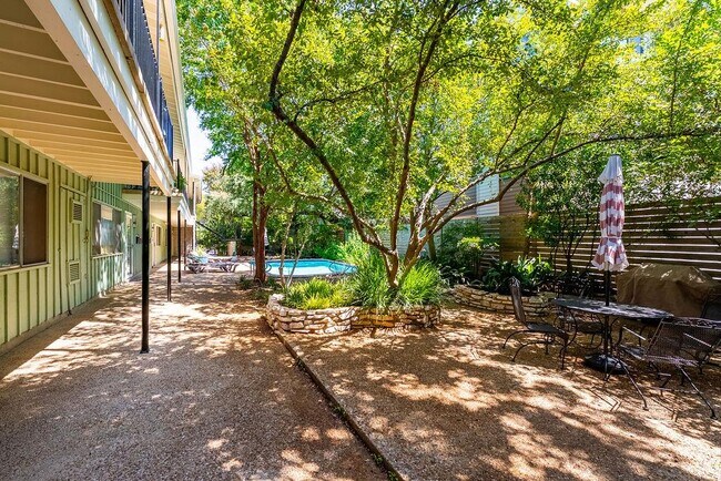 Photo - 1514 Forest Trail Unit 106
