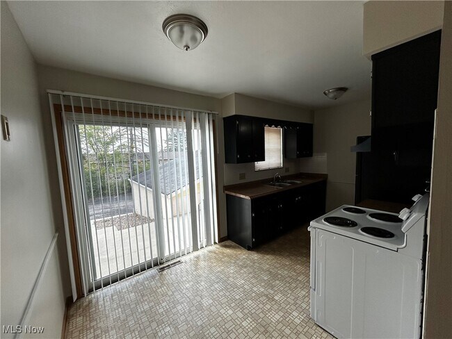 Photo - 2744 Juno Pl Apartment