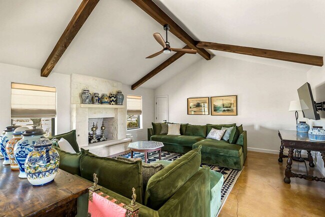 Photo - 1219 Sisterdale Rd Unit ID1254583P