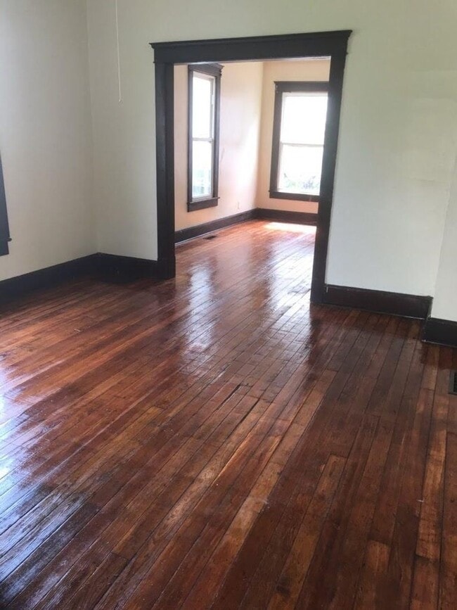 Building Photo - 1 bedroom ranch house