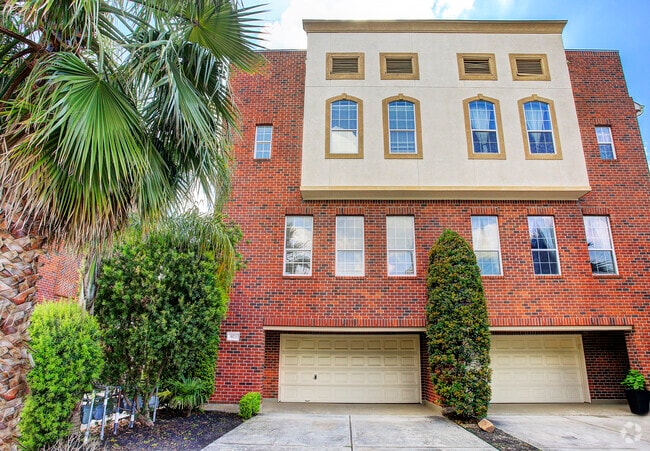 Building Photo - 923 Birdsall St Rental