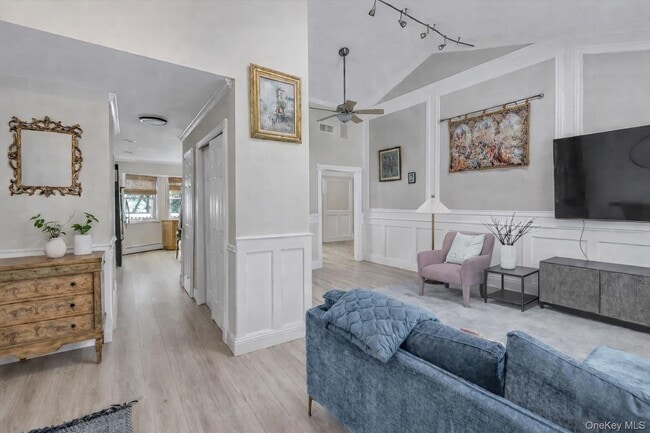 Photo - 28 Pagnotta Dr