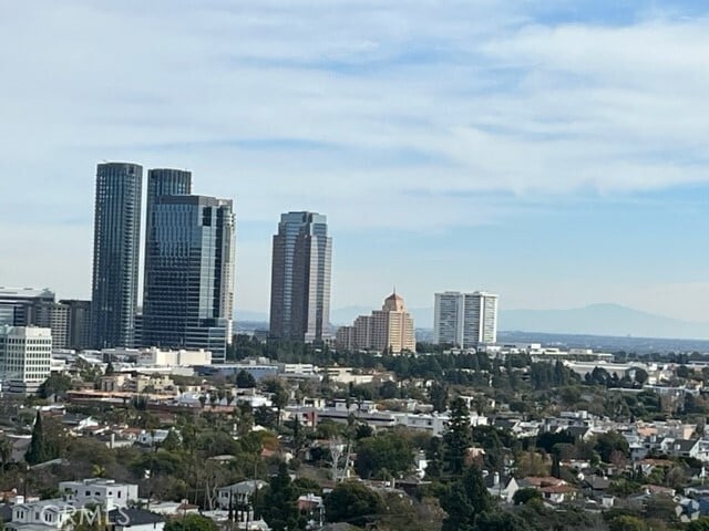 Building Photo - 10660 Wilshire Blvd Unit 1707 Rental