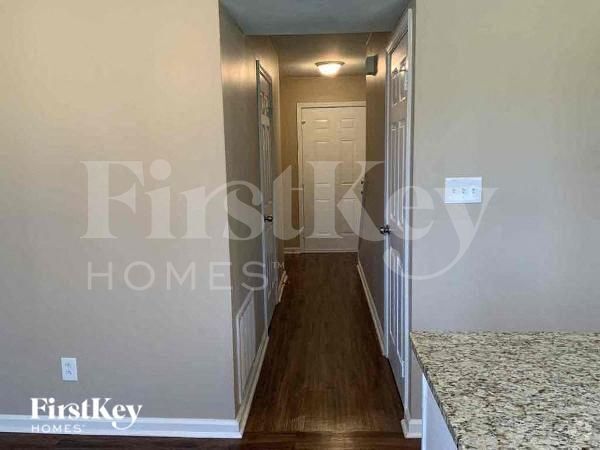 Building Photo - 226 Regency Dr Rental