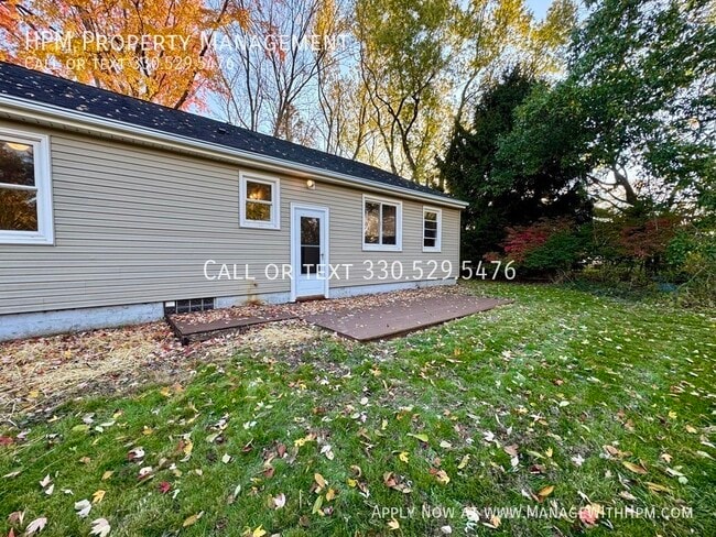 Building Photo - 5811 Strausser St NW