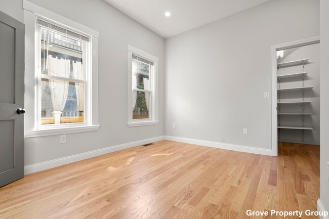 Photo - 531 E 5th St Unidad 1