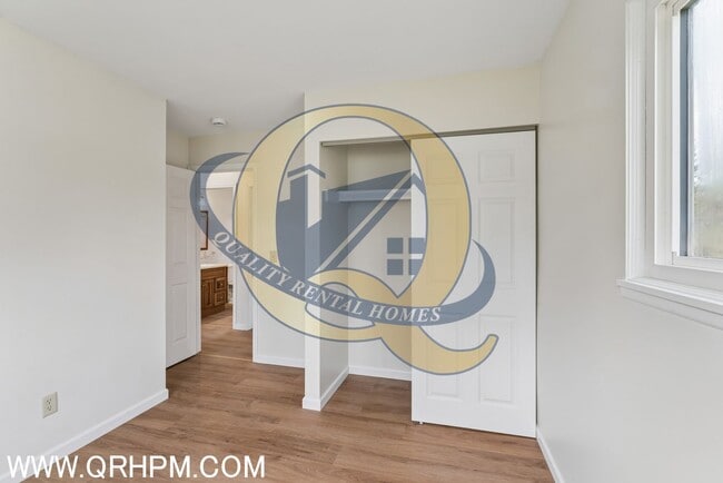 Photo - Available Now! Genesee Township!