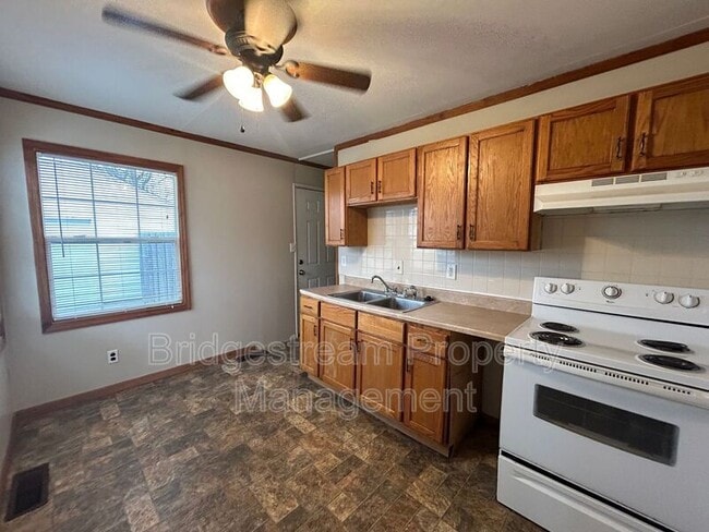 Photo - 2937 Prentice Dr