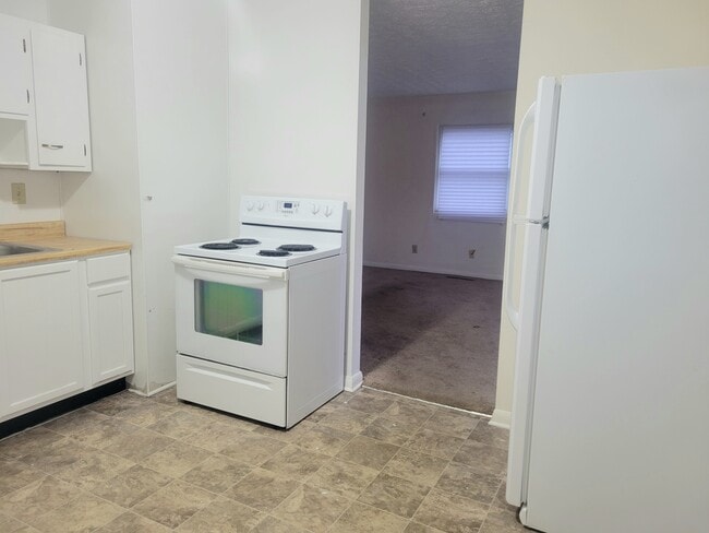 Photo - 1323 Brentnell Ave