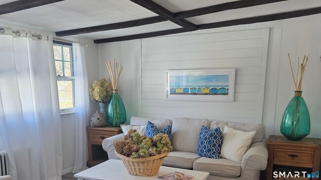 Photo - 84 E Main St