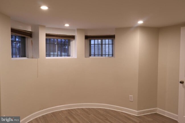 Photo - 2014 1st St NW