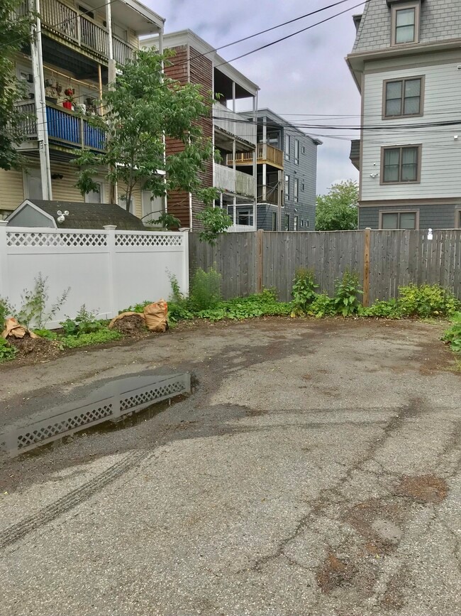 Photo - 8 Roseclair St