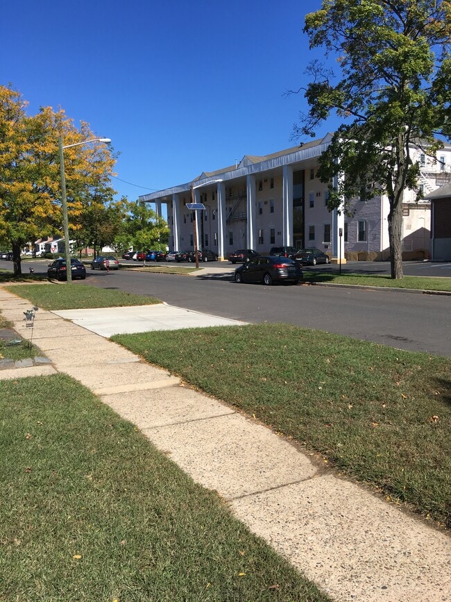 Photo - 110 4th Ave Unit 1