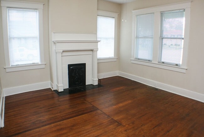 Photo - 202-204 Third St & 266-268 Broad St. Unit 268