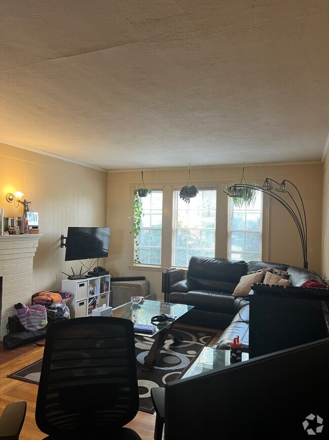 Building Photo - 62 Bellvista Rd Unit 1 Rental