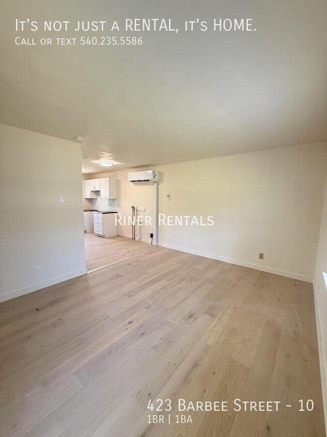Photo - 423 Barbee St
