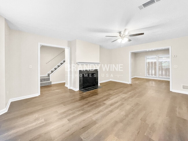 Photo - 4183 Elder Ln Unidad 4183