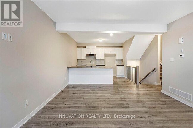 Photo - 203 Speckled Alder Row