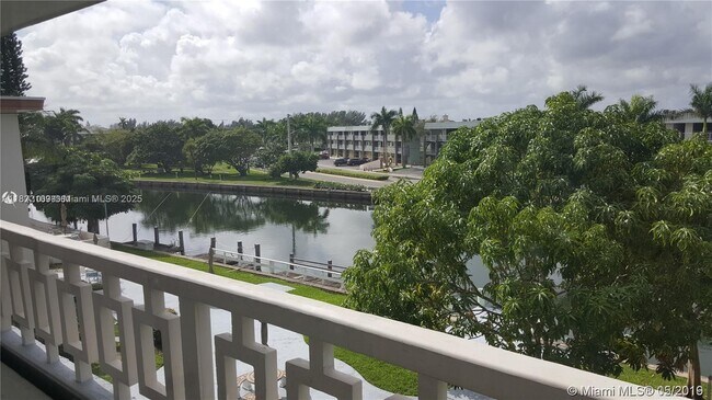 Photo - 467 Golden Isles Dr Condo Unit 306