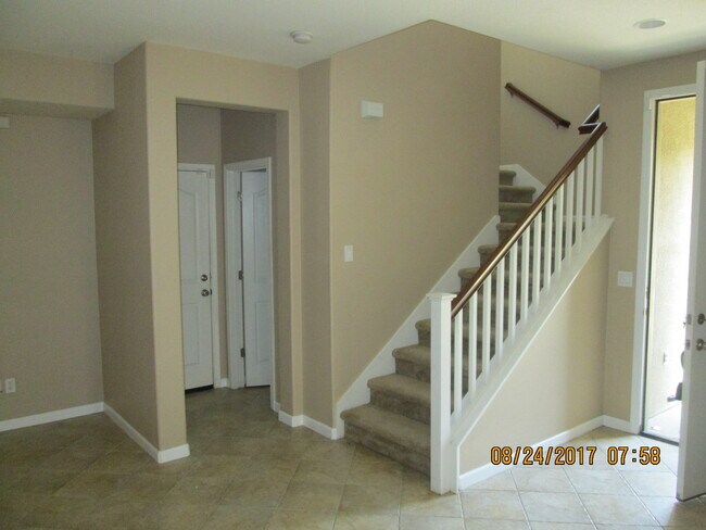 Photo - 3 Bedroom 2 Bathroom Home with Garage