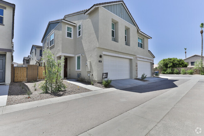 Building Photo - 1107 W Diamondback Dr Rental