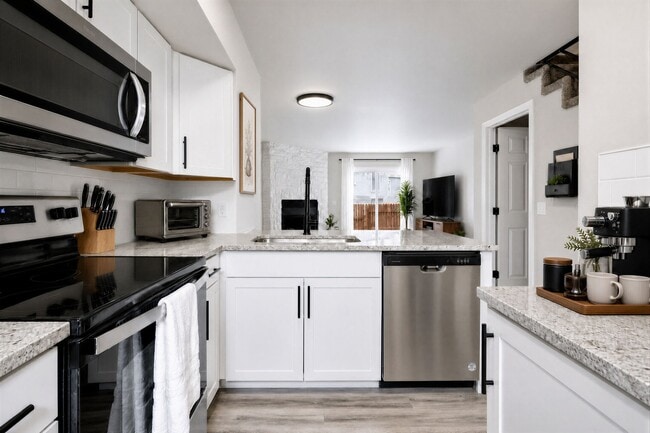 Photo - 4027 Charleston Dr