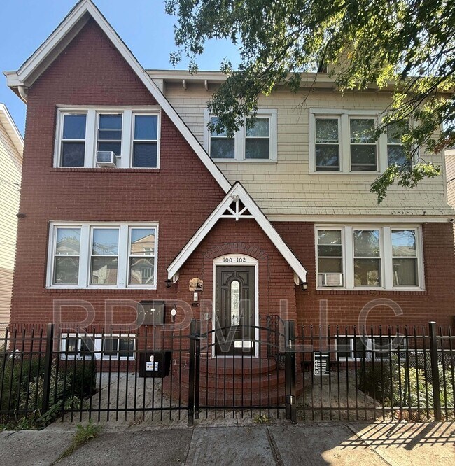 Building Photo - 100-102 Grand Ave, #1L Unit 1L Rental