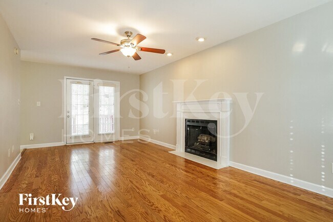 Photo - 604 Lakeview Ave