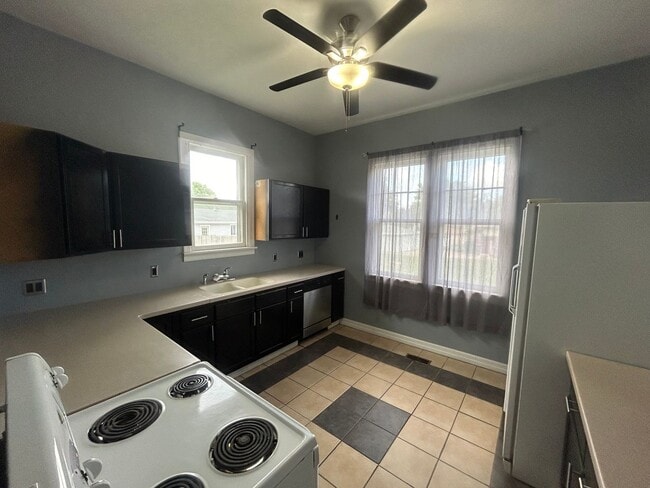 Photo - 4904 Holdrege St