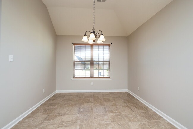 Photo - 7892 Ridgedale Dr