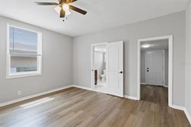 Photo - CLAR2406 Unit A