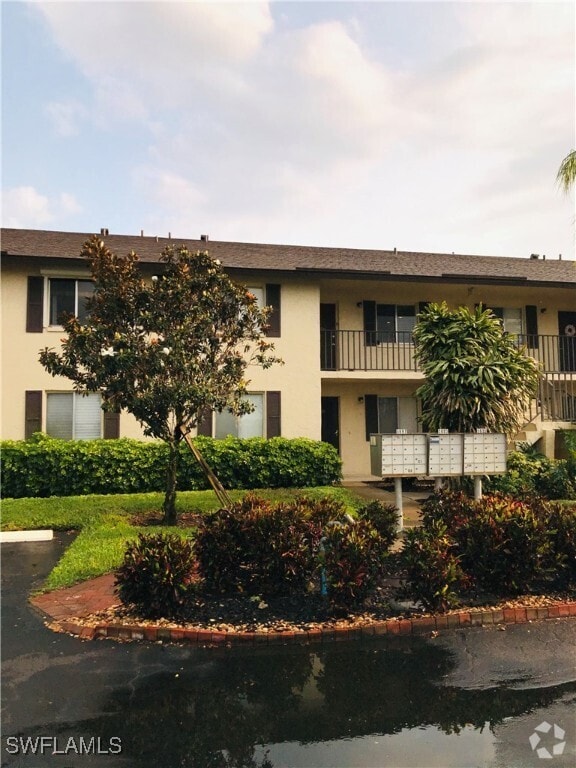 Building Photo - 5695 Rattlesnake Hammock Rd Unit B-103 Rental