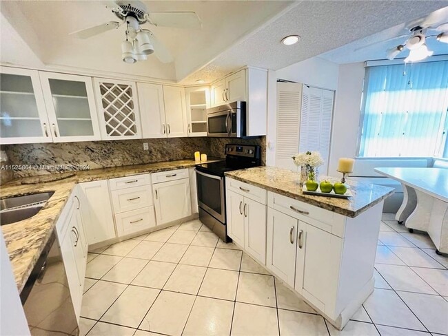 Building Photo - 1830 Sabal Palm Dr Unit 406 Rental