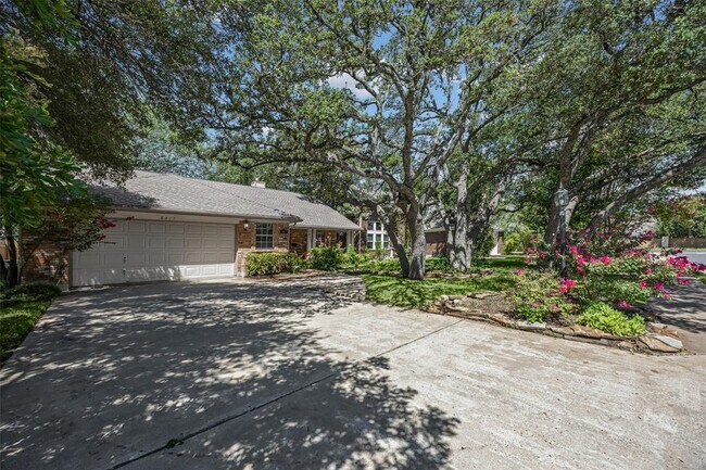 Photo - 8417 Cornerwood Dr
