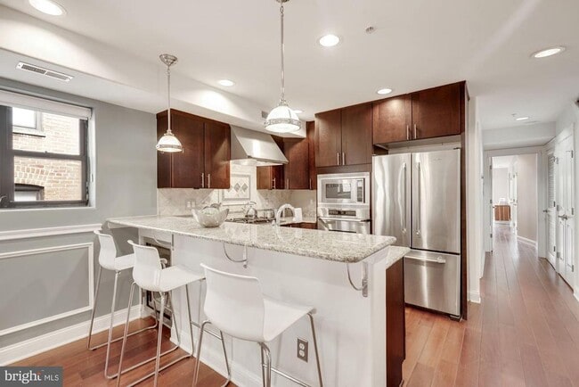 Photo - 1354 Euclid St NW Unit 402A