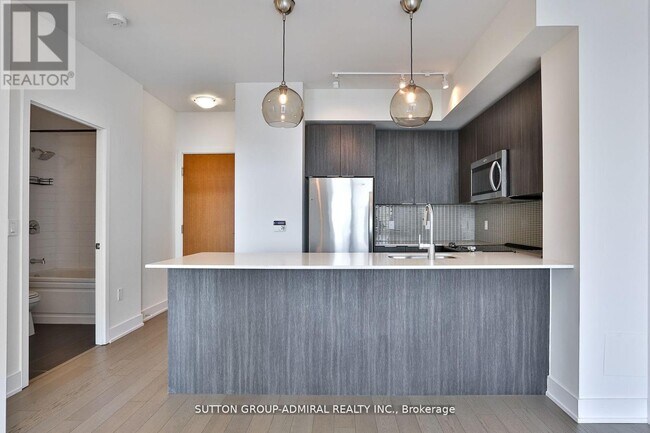 Photo - 20 Shore Breeze Dr Unit 2901