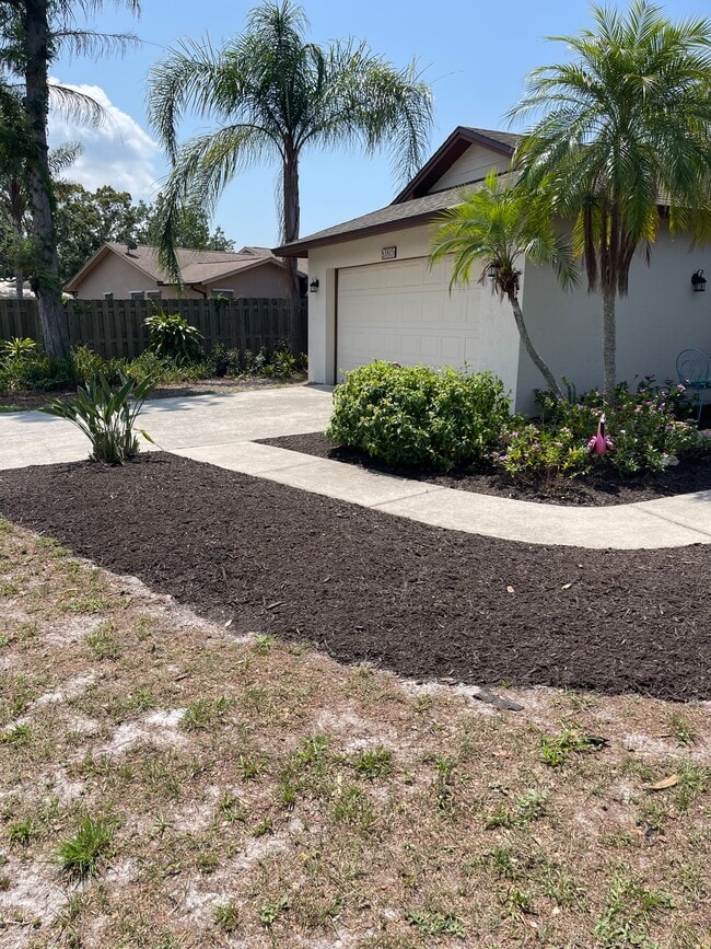 Photo - 3805 Gatewood Dr