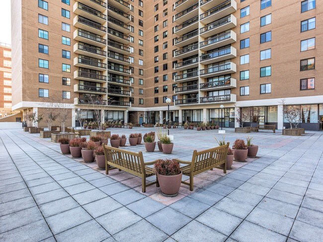 Tower Villas Apartments For Rent in Arlington, VA