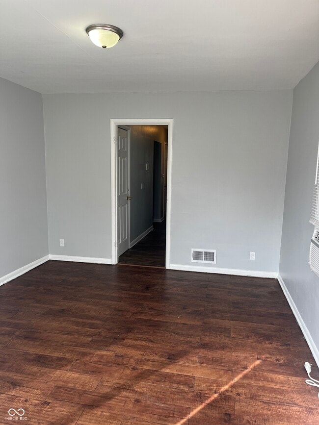 Photo - 628 N Oxford St