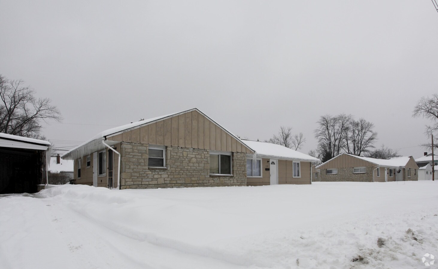 Photo - 1168-1186 E 26th Ave