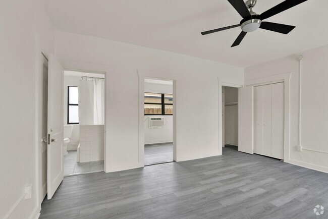 Building Photo - 302 S K St Rental
