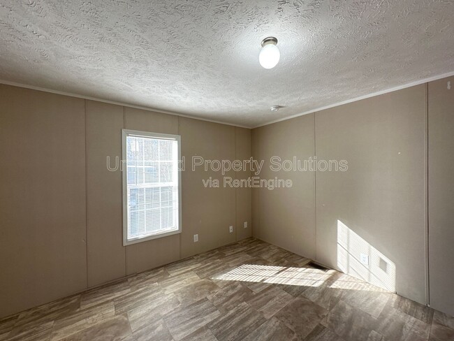 Photo - 9765 Old Mill Rd